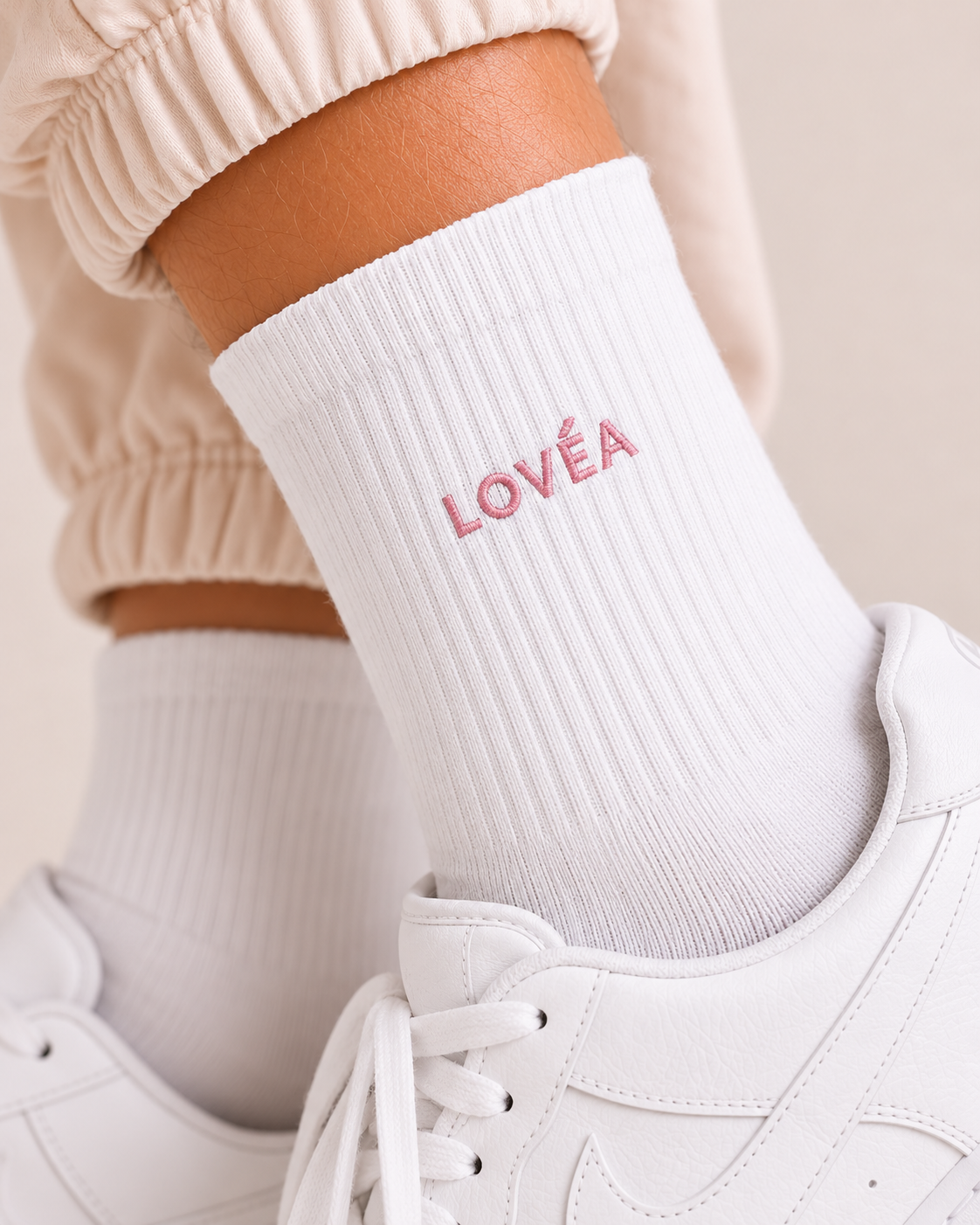 LOVÉA Signature sokk i rosa